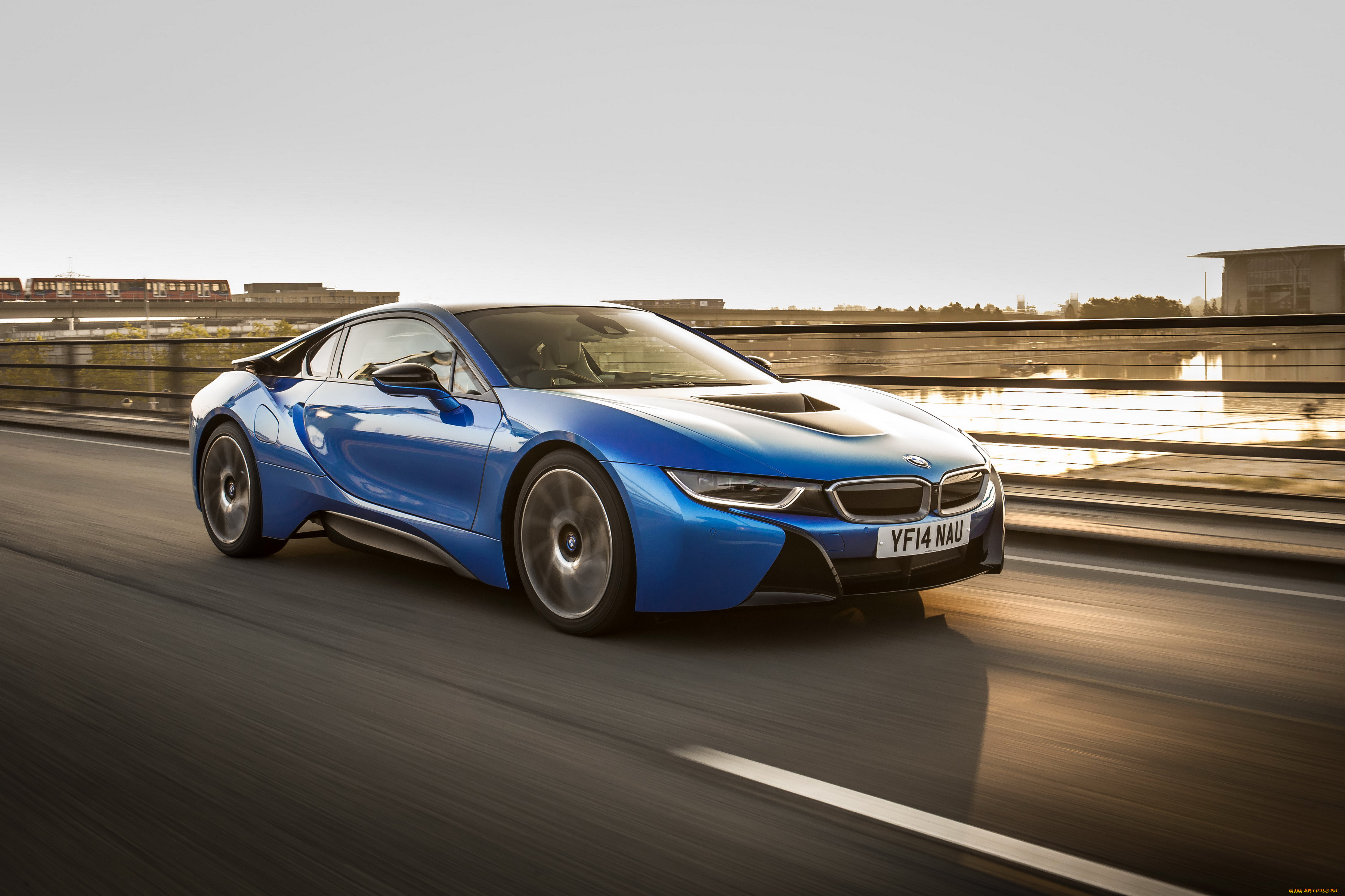 Обои 2014 BMW i8 Автомобили BMW, обои для рабочего стола, фотографии 2014  bmw i8, автомобили, bmw, ночь, голубой Обои для рабочего стола, скачать  обои картинки заставки на рабочий стол.